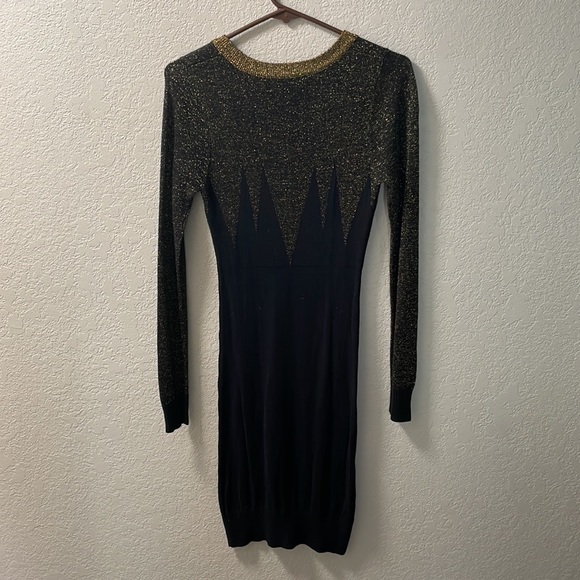 Junk. Knit long sleeve black and gold Bodycon dress - Picture 4 of 4